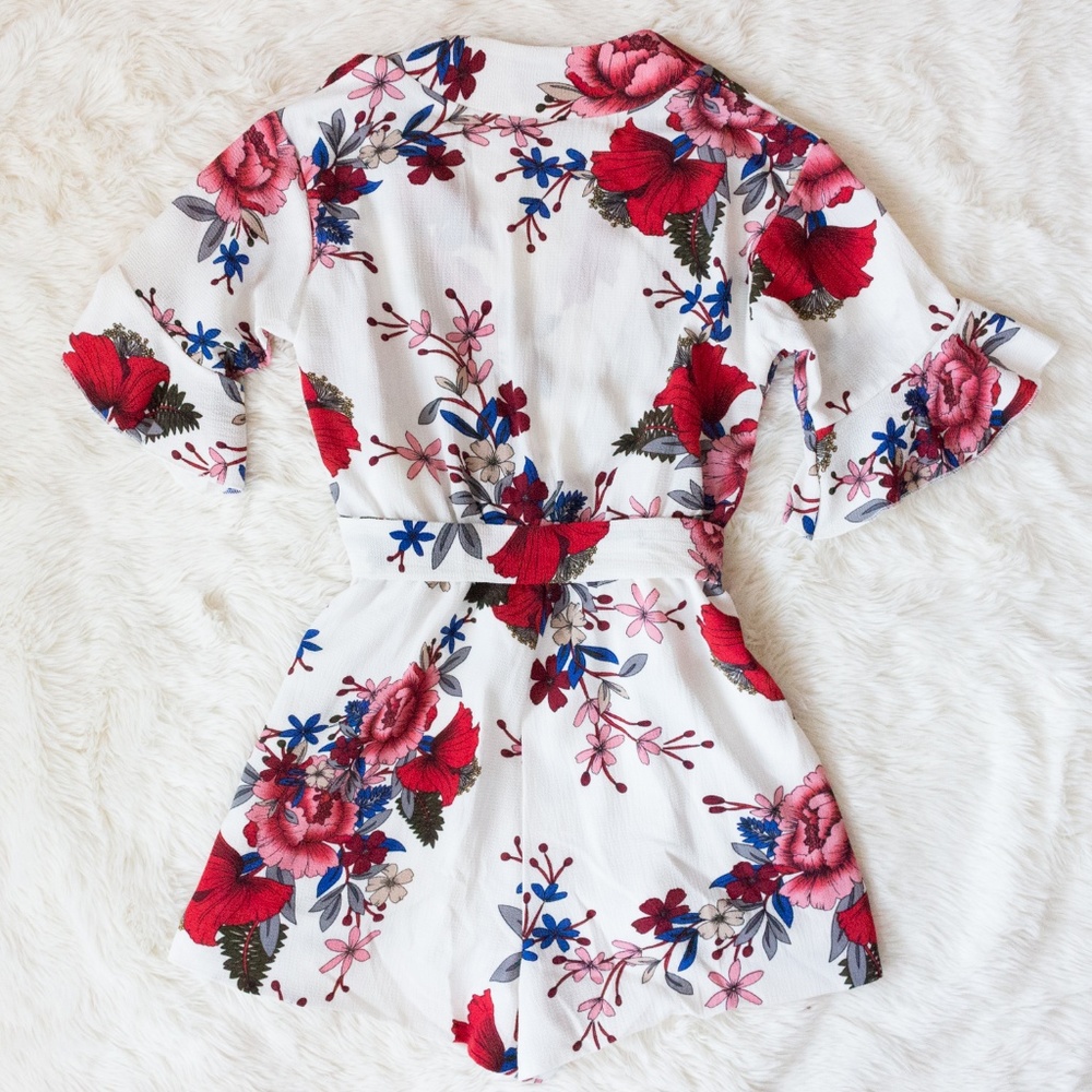 Floral Print Romper Playsuit Red V Neck Jumpsuit - Picture 2 of 4